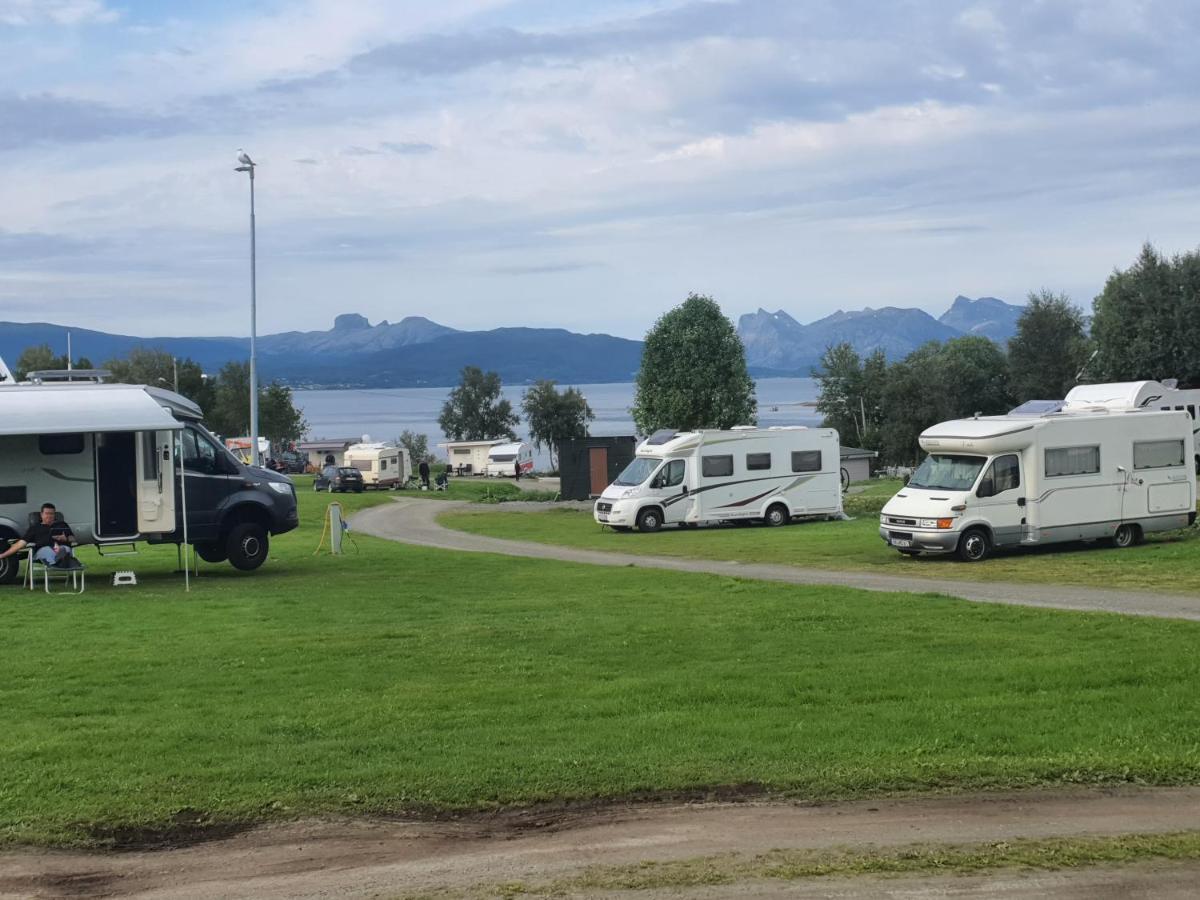 Camp Saltstraumen-Elvegard 호텔 보도 외부 사진